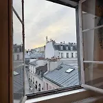Parisian Stay 4 People - Marais Metro Center